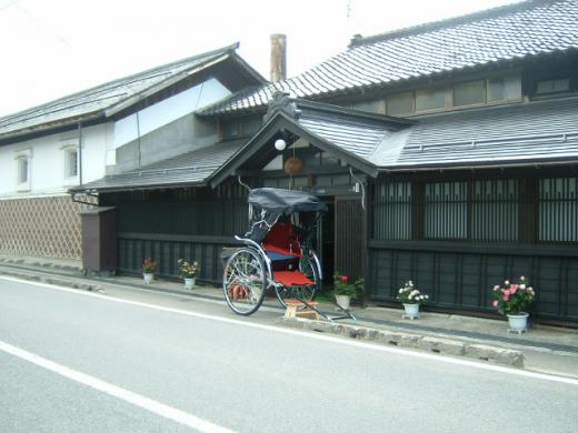 小嶋総本店の趣のある建物/