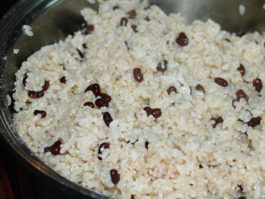 こちらは豆ごはん♪/