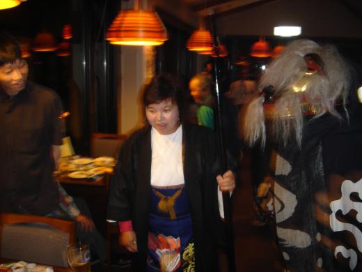 五穀豊穣・商売繁盛を祈願して・・・獅子舞/