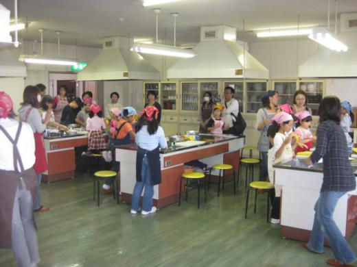 フルーツ・カナッペ作りに挑戦♪/