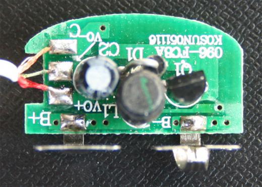 Linkage製充電器>基板のアップ(部品面)/