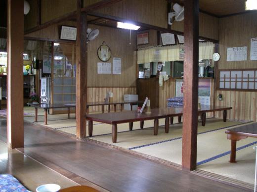 民家の素朴なお座敷でゆったりと/