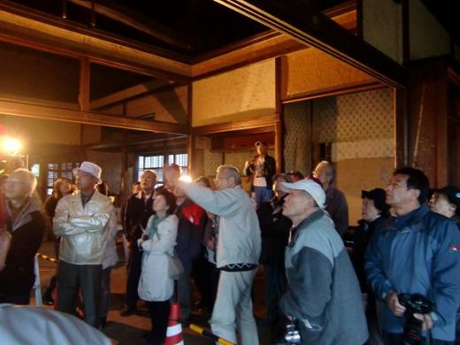 ²þ½¤¹©»öÃæ/