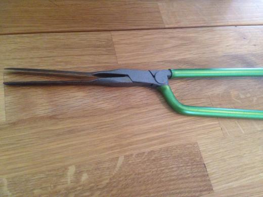 今回は細〜い平アイロンを使用しての矯正だよ〜ん‼︎/