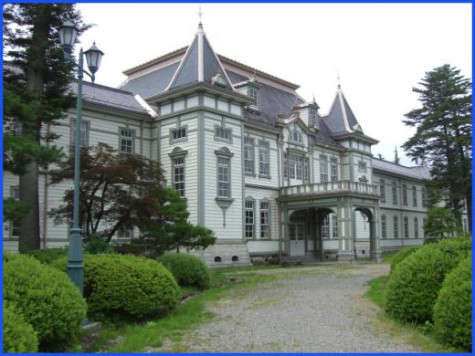旧米沢高等工業学校本館/