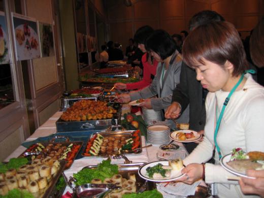 これらの料理はみんな小学生が考えたものです。/