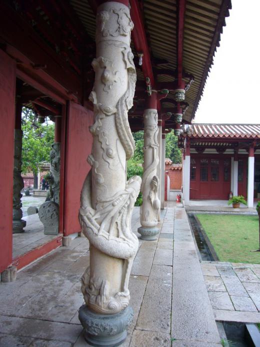 石柱/