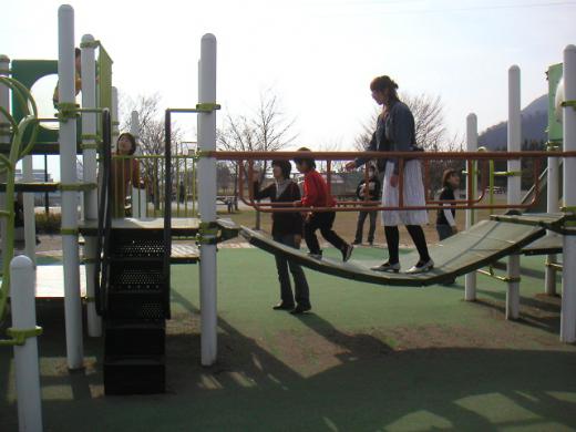 山形市「釈迦堂河畔広場」馬見ヶ崎上流いこいの場 --comment/