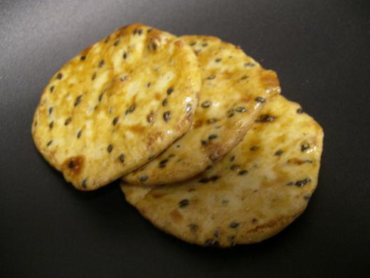 甘辛くて胡麻の香ばしい風味が味わえます。/