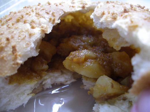 できたてカレーパン/