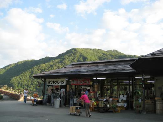 月山湖売店/