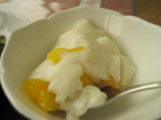 デザートの杏仁豆腐/