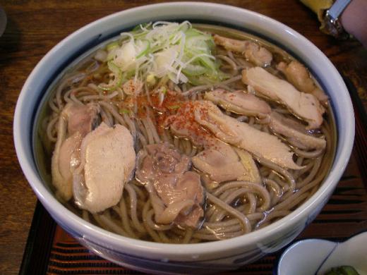 こちらは冷たい肉そば/