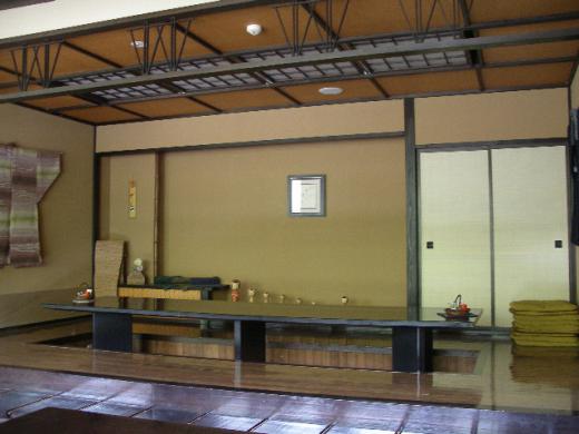 掘りごたつのお部屋です/