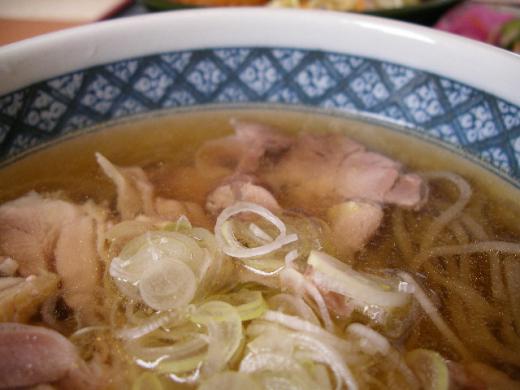 冷たい肉蕎麦のアップ!/