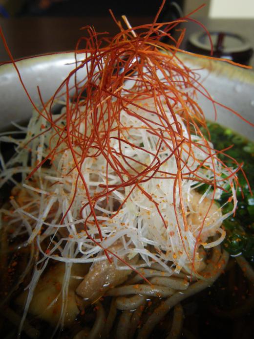 こんもりと白髪ネギのトッピング/