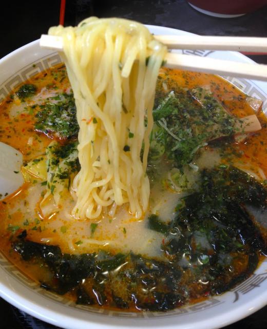 中太ストレート麺。/