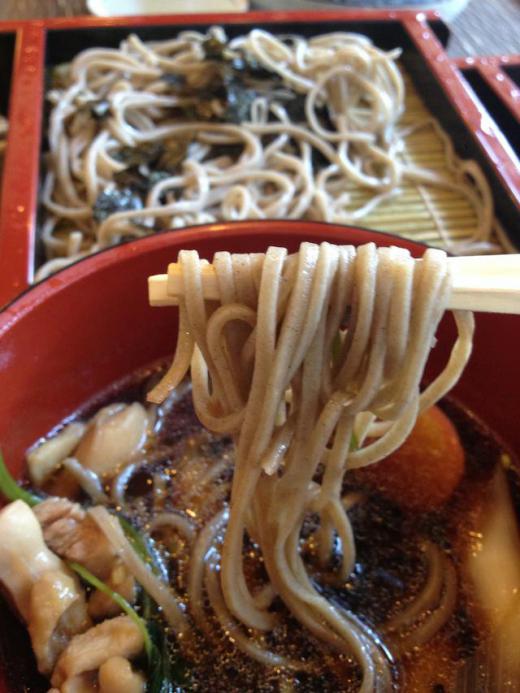 あったか〜い、つけ汁につけて・・・/