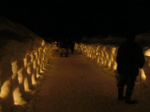 上杉雪灯篭まつり 雪ぼんぼりロード/