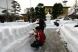 雪灯籠最後の仕上げ:2014/02/01 22:25