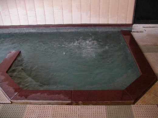 泡風呂有り。心地よい泡に包まれます。/