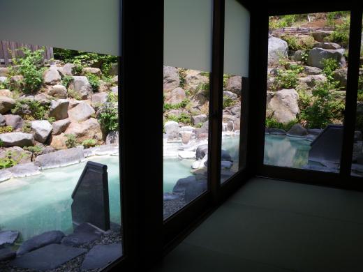 野趣溢れる露天風呂です。/