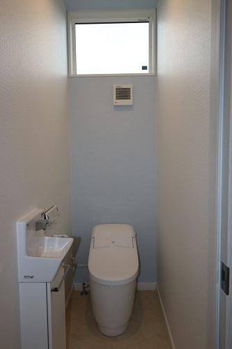 爽やかなクロスのトイレ：画像