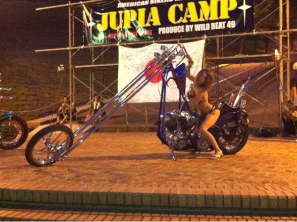 JUPIA CAMP Vol 4