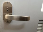 トイレの扉のハンドル交換しました：画像